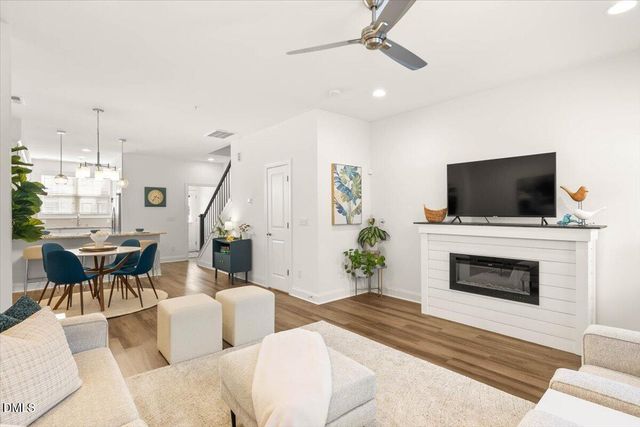 6810 Milligan Way 103, Raleigh, NC 27613