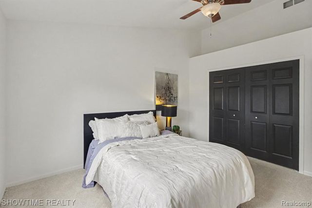 853 Saybrook Drive, Waterford, MI 48327