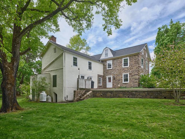 718 TELEGRAPH RD, Perkasie, PA 18944