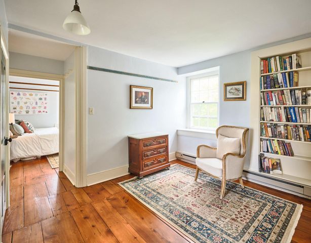 718 TELEGRAPH RD, Perkasie, PA 18944