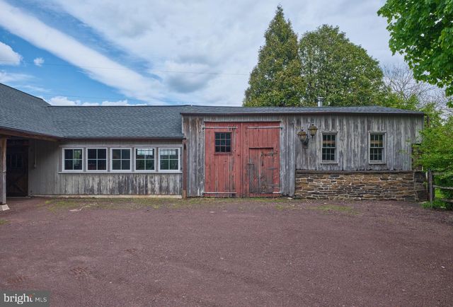 718 TELEGRAPH RD, Perkasie, PA 18944
