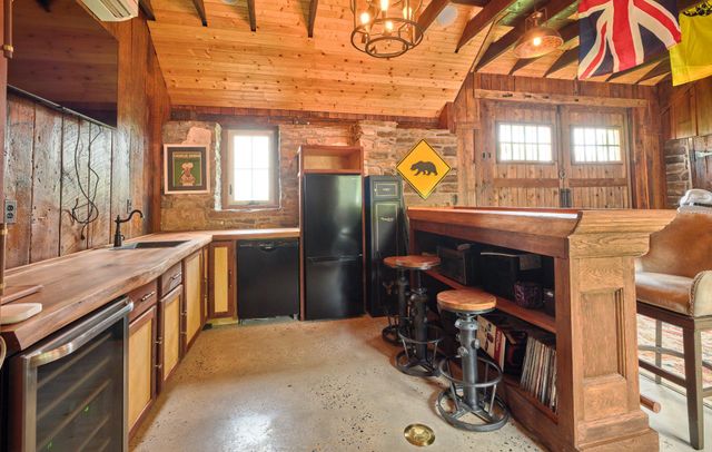 718 TELEGRAPH RD, Perkasie, PA 18944