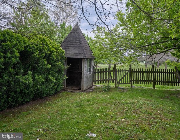 718 TELEGRAPH RD, Perkasie, PA 18944