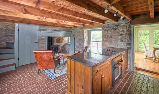 718 TELEGRAPH RD, Perkasie, PA 18944