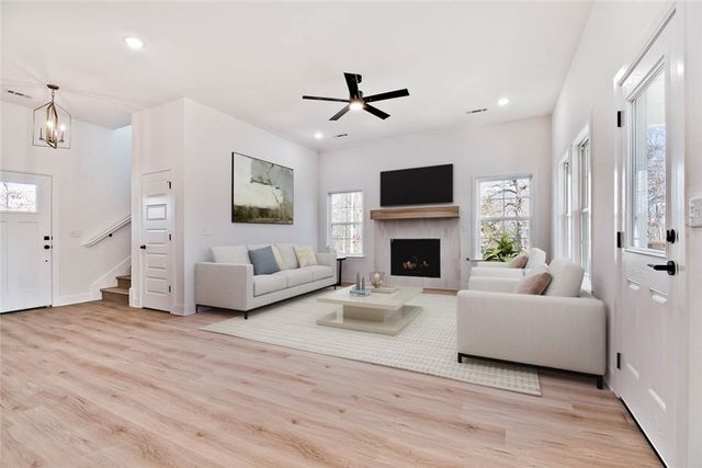 33 Buckland Lane, Bella Vista, AR 72715