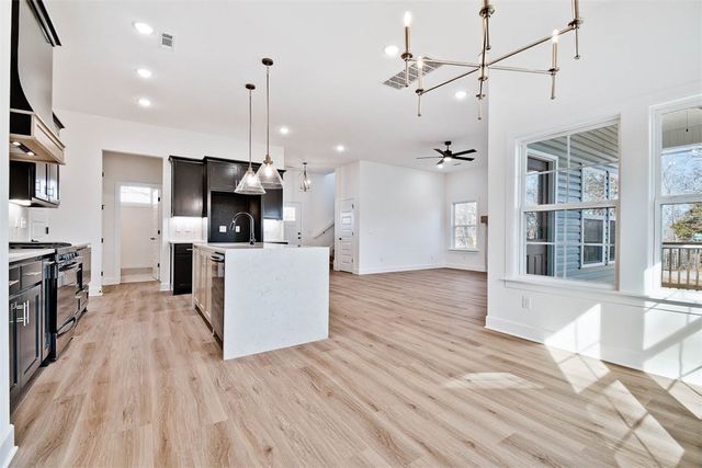 33 Buckland Lane, Bella Vista, AR 72715