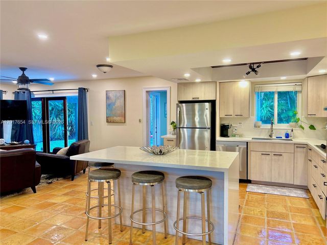 2169 Imperial Point Dr, Fort Lauderdale, FL 33308