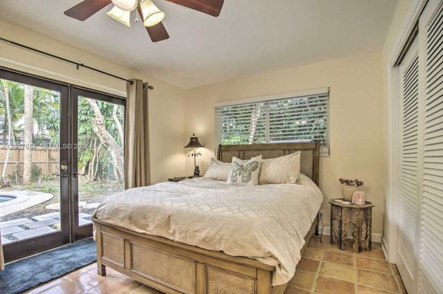 2169 Imperial Point Dr, Fort Lauderdale, FL 33308