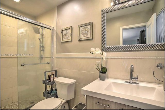 2169 Imperial Point Dr, Fort Lauderdale, FL 33308