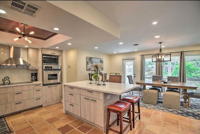 2169 Imperial Point Dr, Fort Lauderdale, FL 33308