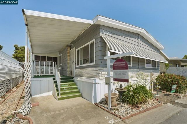 327 La Vina, Pacheco, CA 94553