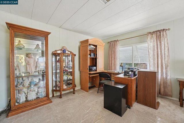 327 La Vina, Pacheco, CA 94553
