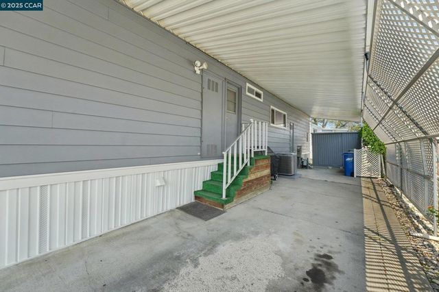 327 La Vina, Pacheco, CA 94553