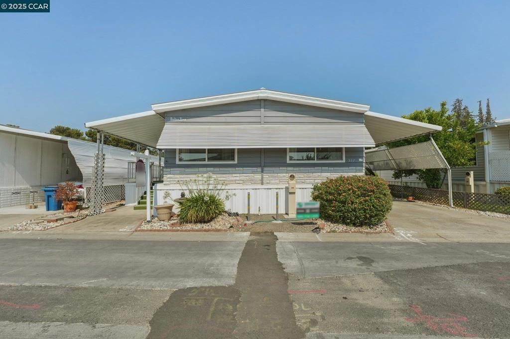 327 La Vina, Pacheco, CA 94553
