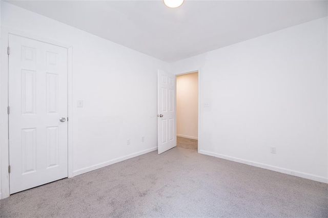 22 S Eugenia Place NW, Atlanta, GA 30318