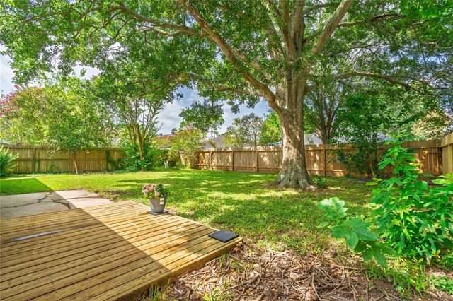 4855 Sulley Drive, Alvin, TX 77511