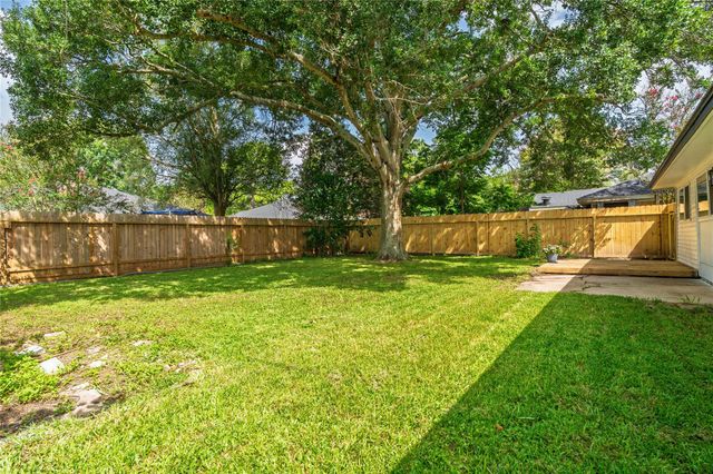 4855 Sulley Drive, Alvin, TX 77511