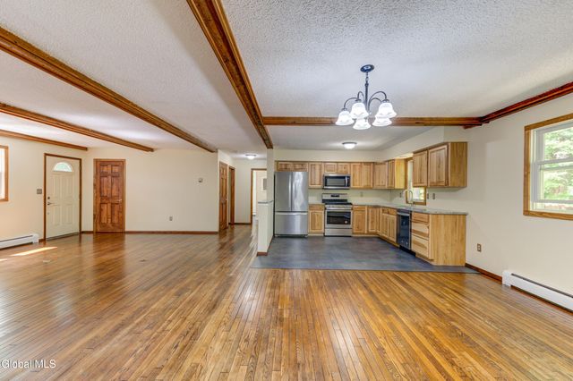 52 Lady Slipper Lane, Lake Luzerne, NY 12846