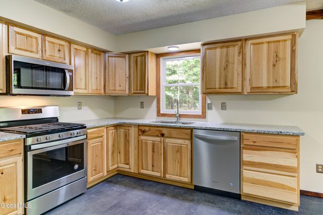 52 Lady Slipper Lane, Lake Luzerne, NY 12846