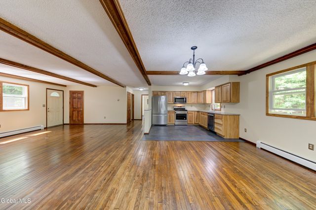 52 Lady Slipper Lane, Lake Luzerne, NY 12846