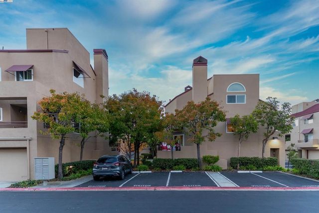 219 Commons Ln, Foster City, CA 94404