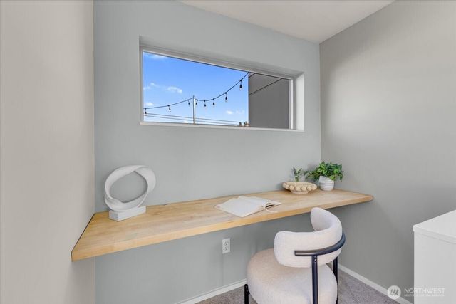 3001 60th Avenue SW, Seattle, WA 98116