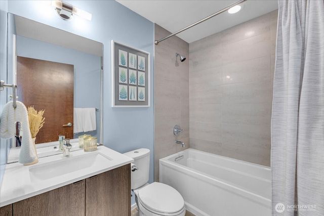 3001 60th Avenue SW, Seattle, WA 98116