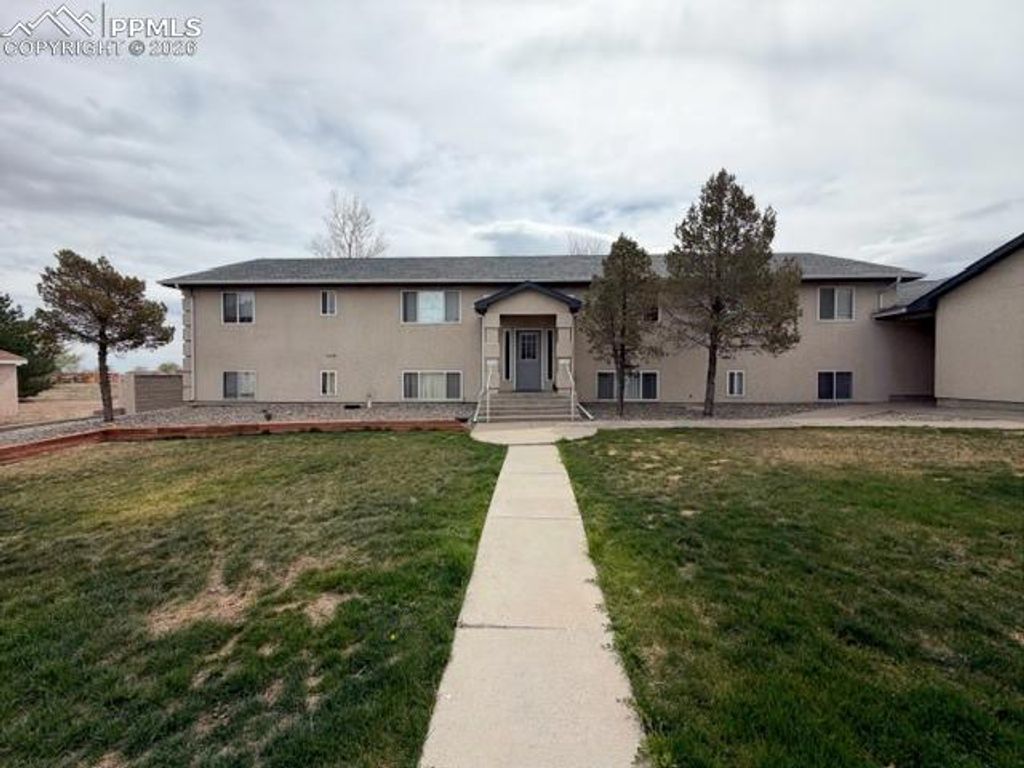 687-693 E Laporte Drive, Pueblo, CO 81007 — photo 2