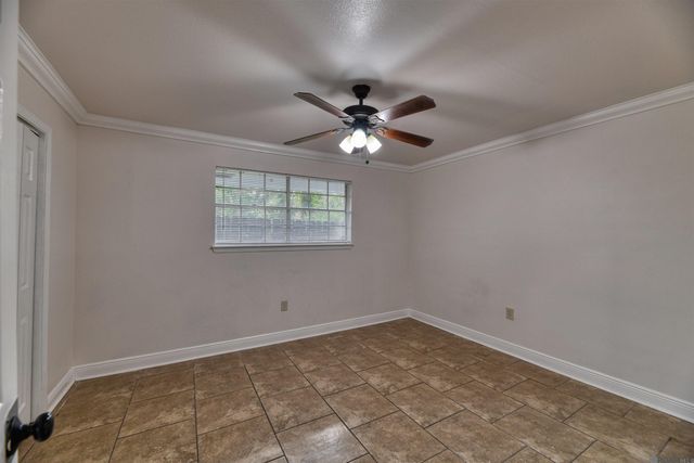 10335 Greenwell Springs Rd, Baton Rouge, LA 70814