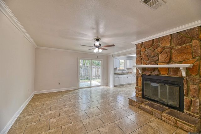 10335 Greenwell Springs Rd, Baton Rouge, LA 70814
