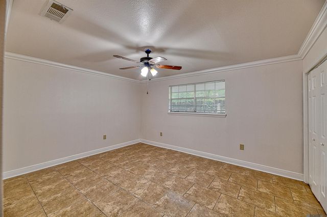 10335 Greenwell Springs Rd, Baton Rouge, LA 70814
