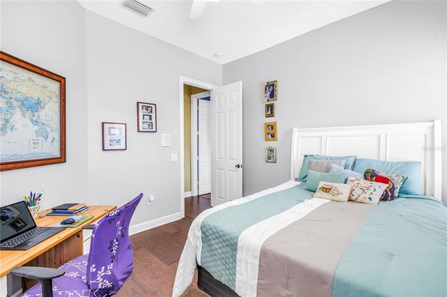 1600 BRIGHTWATERS BOULEVARD NE, St Petersburg, FL 33704