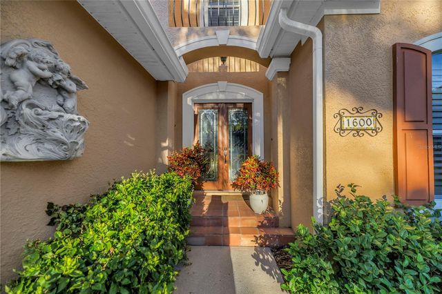 1600 BRIGHTWATERS BOULEVARD NE, St Petersburg, FL 33704