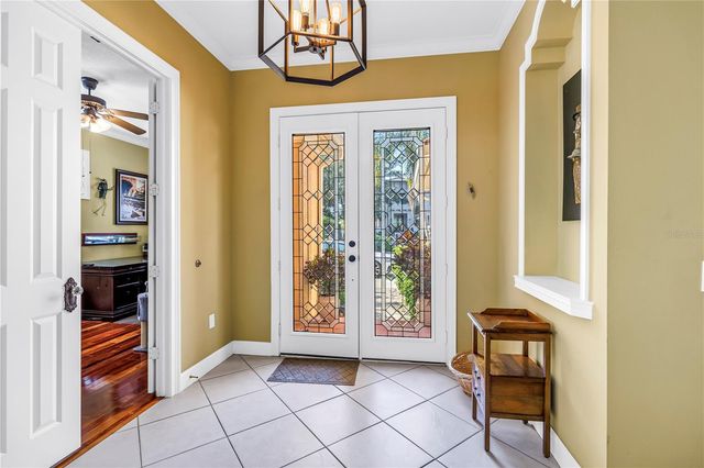 1600 BRIGHTWATERS BOULEVARD NE, St Petersburg, FL 33704