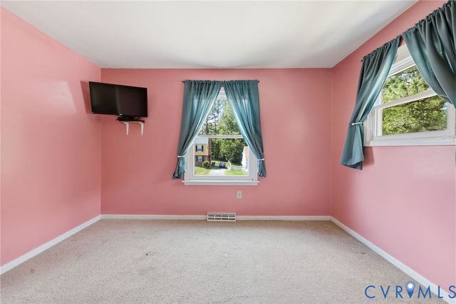 707 Rosegill Rd, Richmond, VA 23236