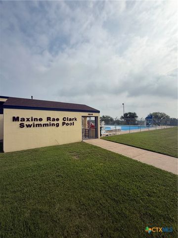 421 S 32nd Street, Temple, TX 76501