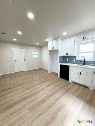 421 S 32nd Street, Temple, TX 76501