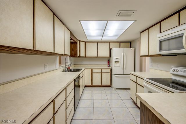 1939 Longfellow DR, North Fort Myers, FL 33903