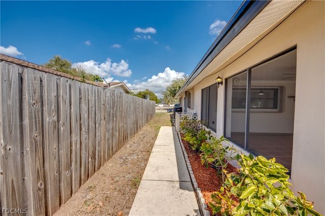 1939 Longfellow DR, North Fort Myers, FL 33903