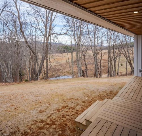 20 Busic Ridge, Sparta, NC 28675