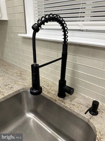 9405 KIRKWOOD RD, Philadelphia, PA 19114