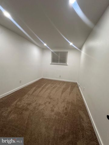 9405 KIRKWOOD RD, Philadelphia, PA 19114