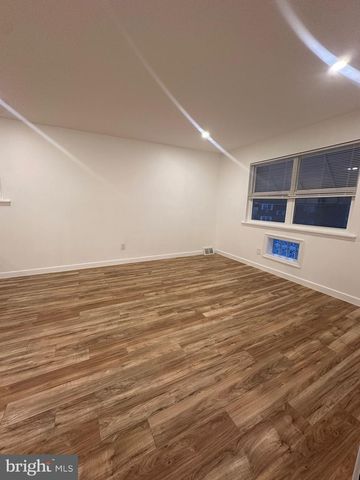 9405 KIRKWOOD RD, Philadelphia, PA 19114