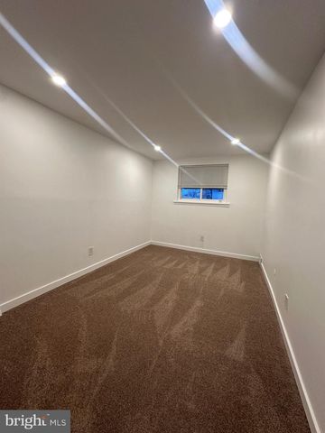 9405 KIRKWOOD RD, Philadelphia, PA 19114