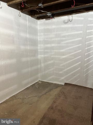 9405 KIRKWOOD RD, Philadelphia, PA 19114