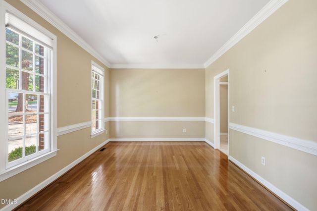 305 Parkknoll Lane, Cary, NC 27519