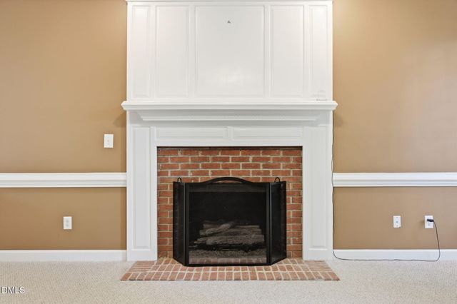 305 Parkknoll Lane, Cary, NC 27519