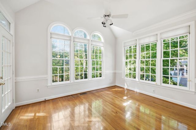 305 Parkknoll Lane, Cary, NC 27519