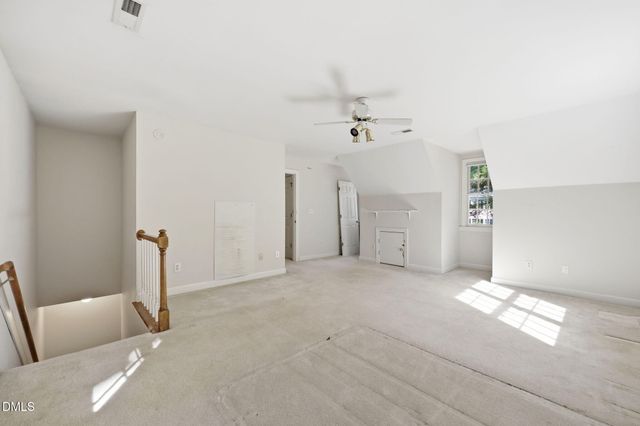 305 Parkknoll Lane, Cary, NC 27519