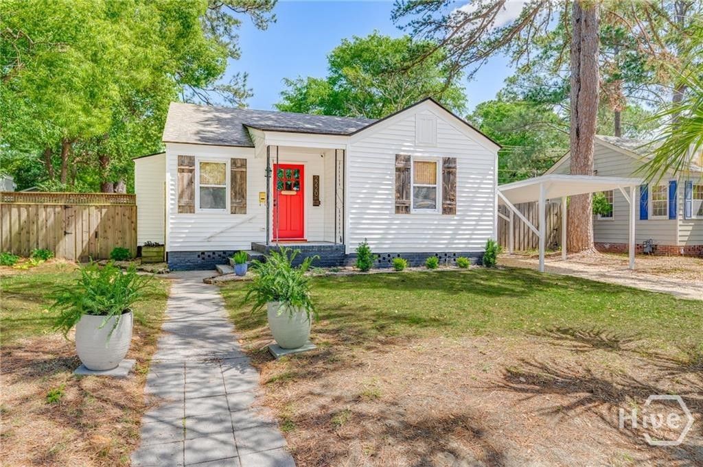 2220 E 38th Street, Savannah, GA 31404